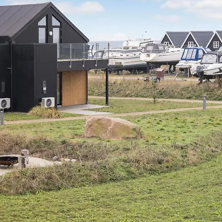 Апартаменты Kysthusene, Lejl 12 *